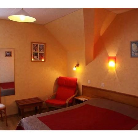 Les Chemins Francis - Modern Hotel Bagnols-les-Bains Exteriér fotografie