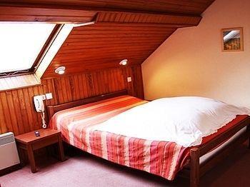 Les Chemins Francis - Modern Hotel Bagnols-les-Bains Exteriér fotografie