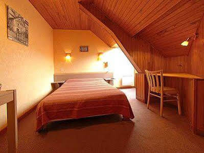Les Chemins Francis - Modern Hotel Bagnols-les-Bains Exteriér fotografie